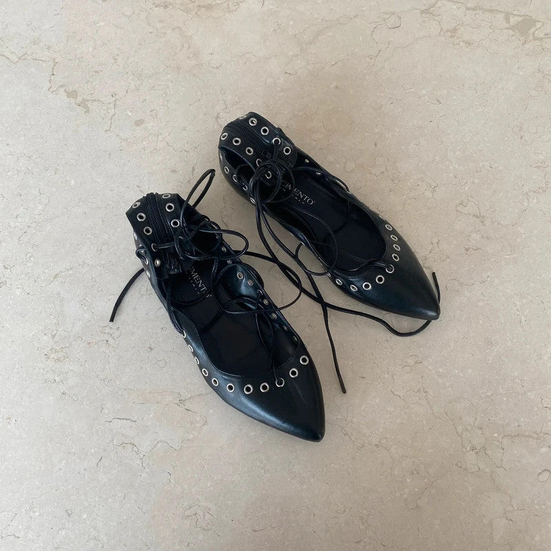 rinascimento unique eyelets ballet flats